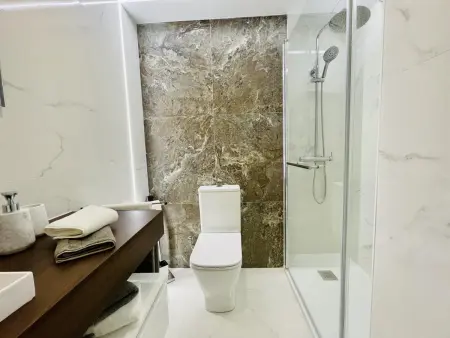 Appartement rénové à Salou, 3 chambres, proche plage, climatisation : photo 20