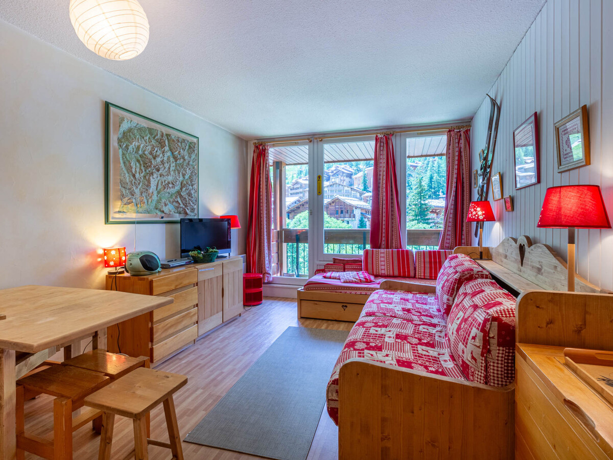 Studio 2 pers balcon sud Val-d'Isère, casier à ski - Photo 1
