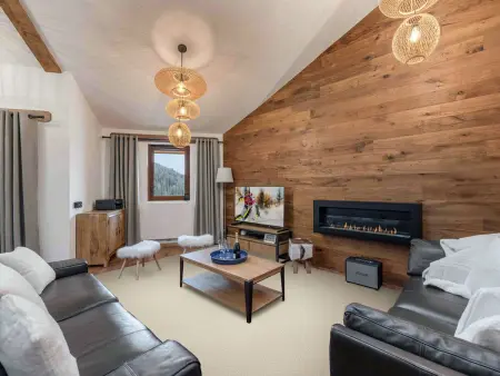 Appartement spacieux à Courchevel, 12-14 pers., parking & ski-in/ski-out : photo 2