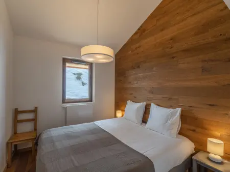 Appartement spacieux à Courchevel, 12-14 pers., parking & ski-in/ski-out : photo 5