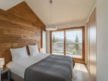 Appartement spacieux à Courchevel, 12-14 pers., parking & ski-in/ski-out : photo 7
