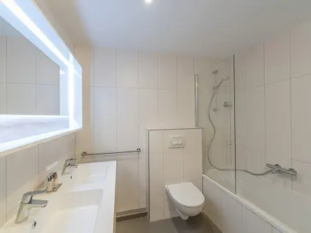 Appartement spacieux à Courchevel, 12-14 pers., parking & ski-in/ski-out : photo 8