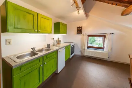 Loft indépendant avec accès piscine à Esneux : photo 8