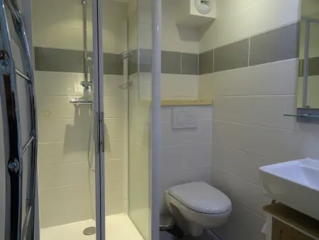 Studio 28m² ski aux pieds, balcon sud, 4 personnes : photo 8