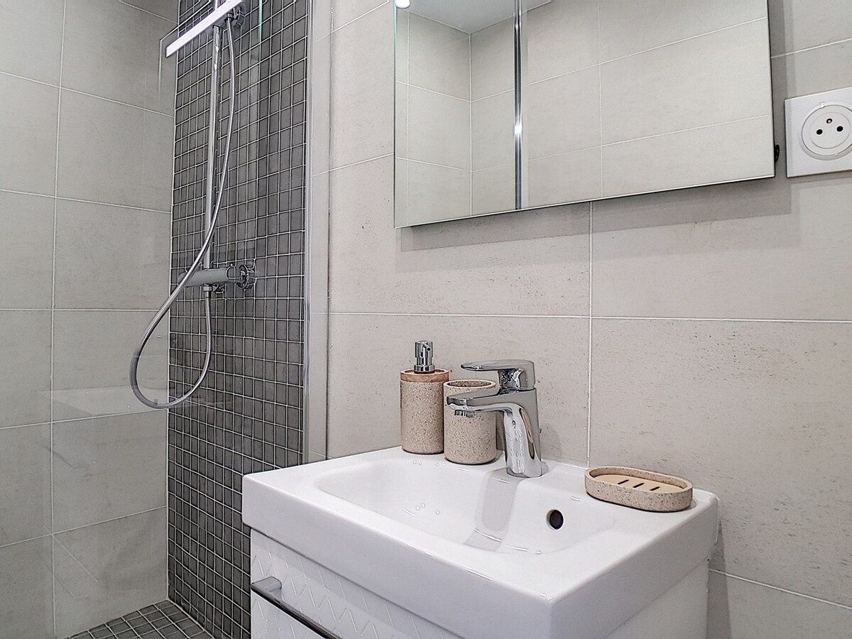 Appartement 2 pièces rénové avec accès pistes aux Menuires - Photo 13