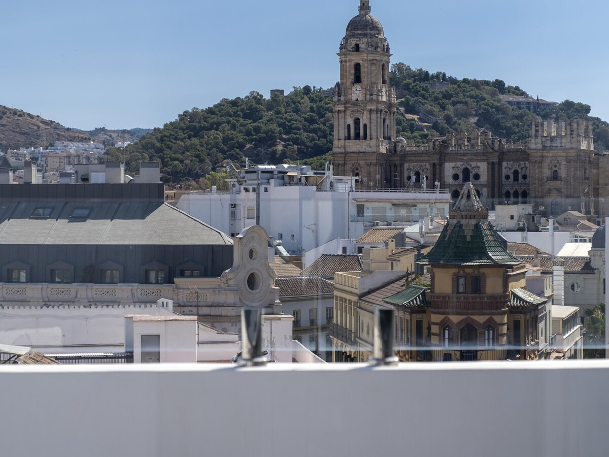 Penthouse 2 chambres, terrasse 20 m², centre historique Málaga - Photo 2