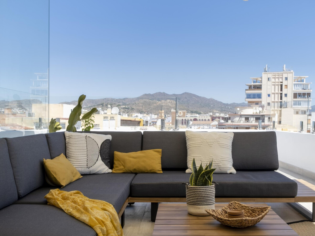 Penthouse 2 chambres, terrasse 20 m², centre historique Málaga - Photo 10