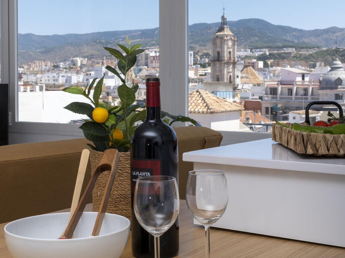 Penthouse 2 chambres, terrasse 20 m², centre historique Málaga - Photo 14