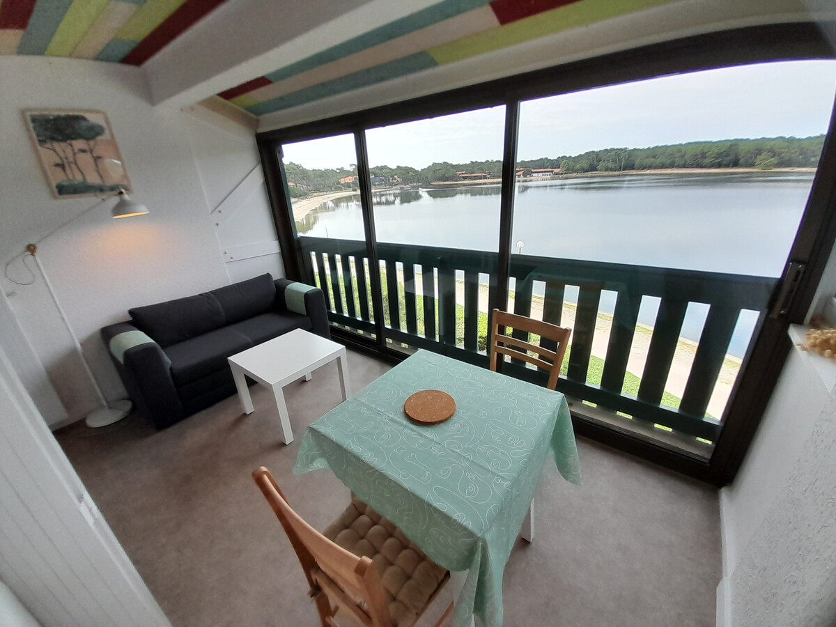 Studio rénové avec terrasse vue lac à Soustons - Photo 1