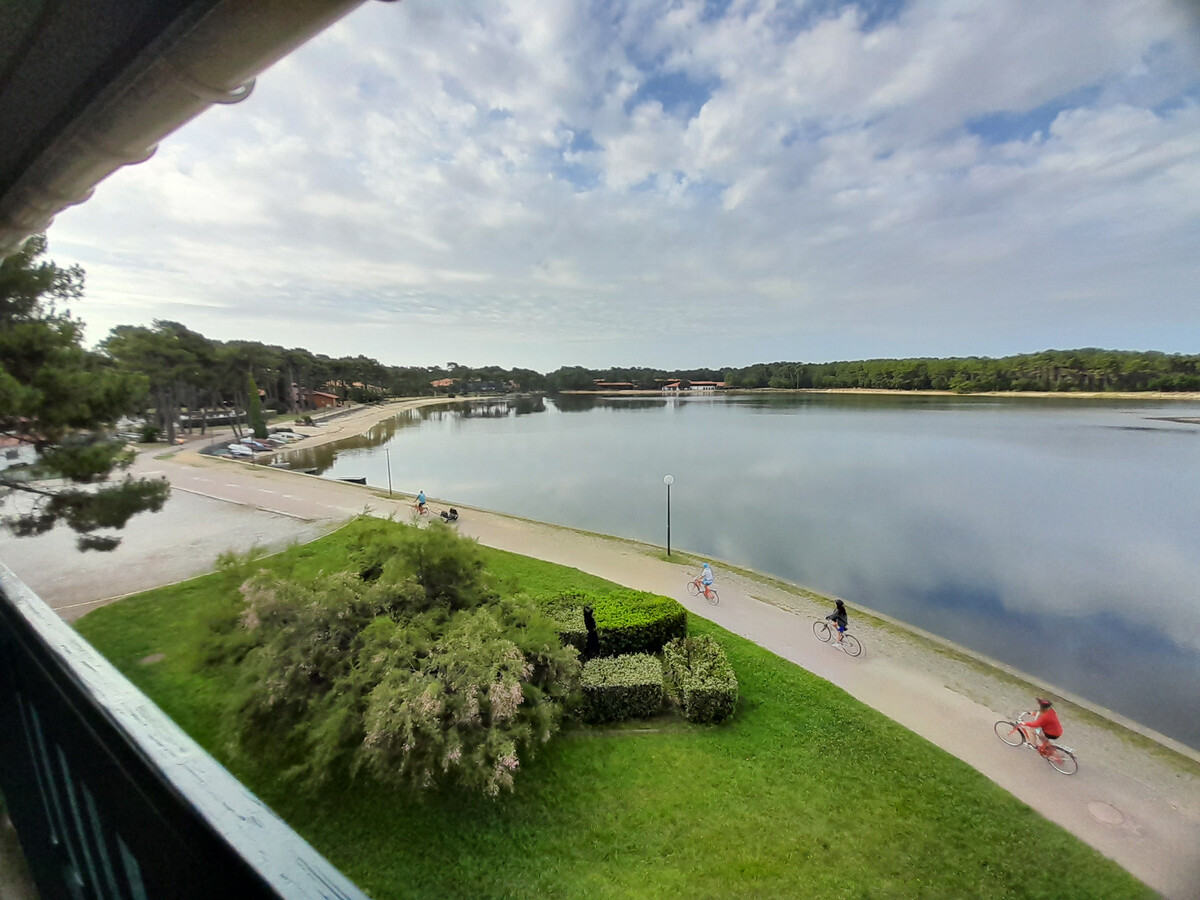 Studio rénové avec terrasse vue lac à Soustons - Photo 10