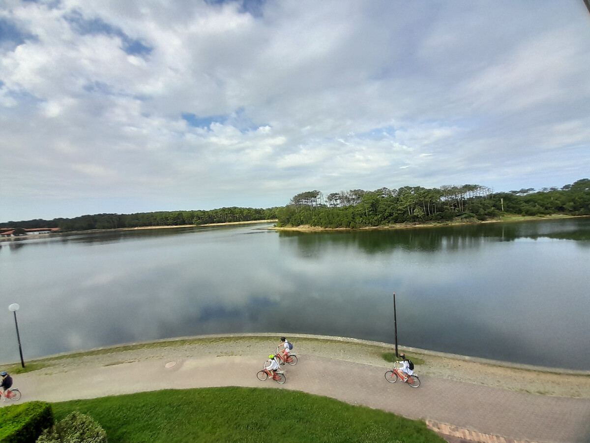 Studio rénové avec terrasse vue lac à Soustons - Photo 11
