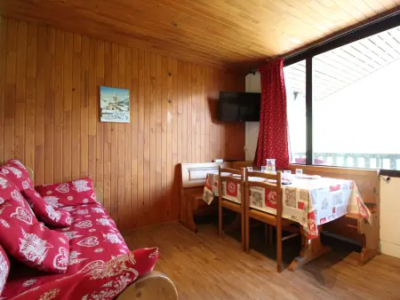 Location appartement à Lanslevillard, Appartement cosy 4 pers. avec balcon, WiFi et draps fournis