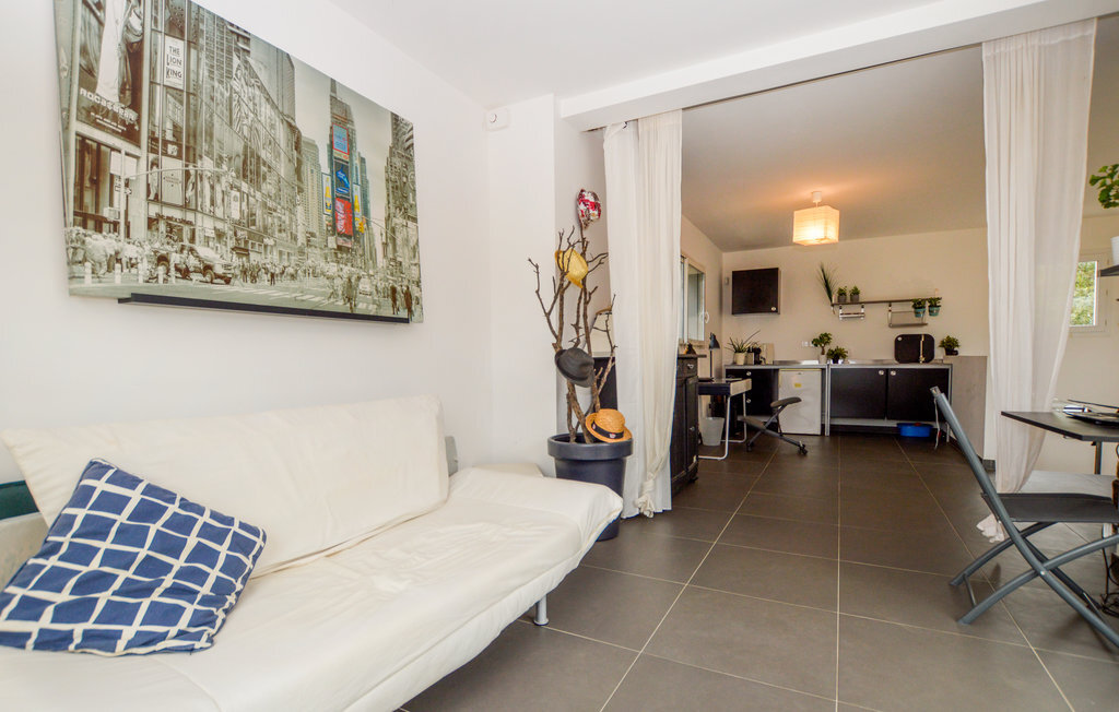 Villa d'architecte Pigna, vue mer et terrasses - Photo 6