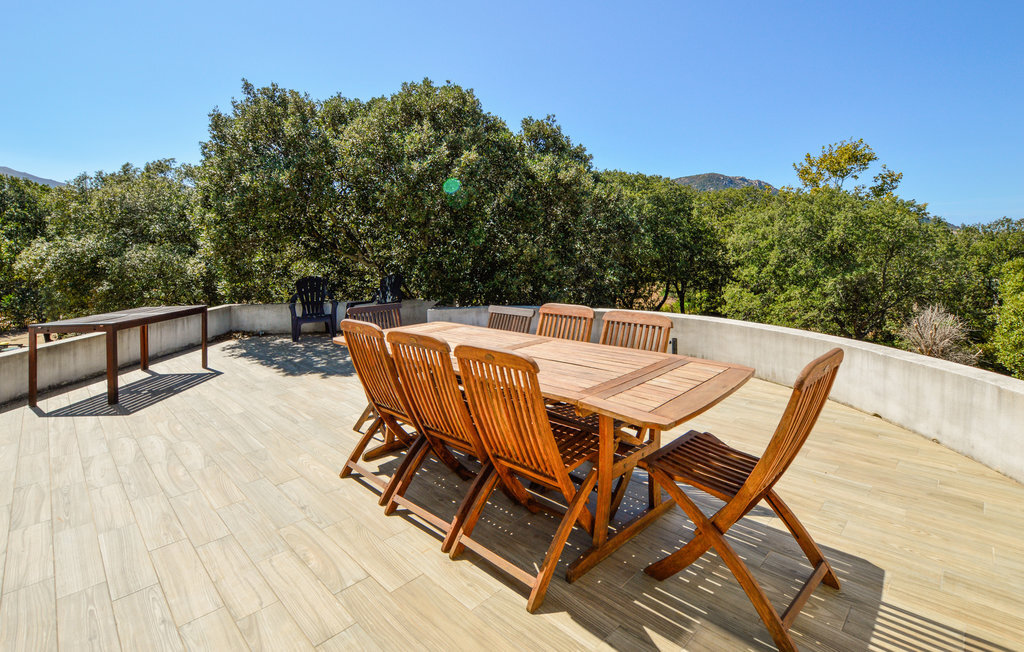 Villa d'architecte Pigna, vue mer et terrasses - Photo 9