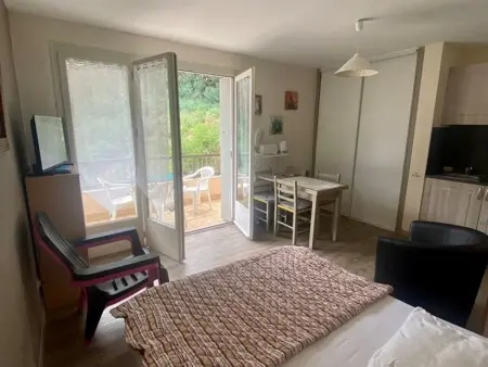 Studio 25m² avec balcon sud, parking inclus : photo 6