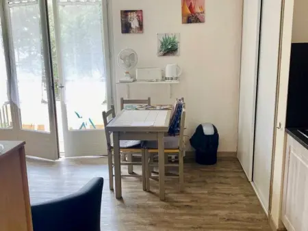 Studio 25m² avec balcon sud, parking inclus : photo 10