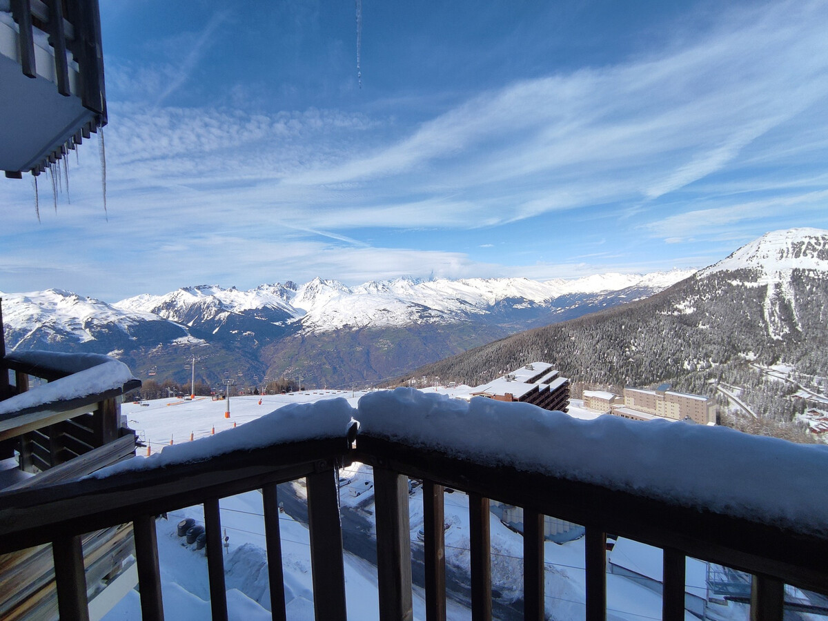 Studio cabine 26m² vue Mont Blanc, skis aux pieds - Photo 13