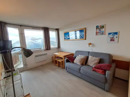 Location appartement à Plagne Aime 2000, Studio cabine au pied des pistes, vue sur le Mont Blanc