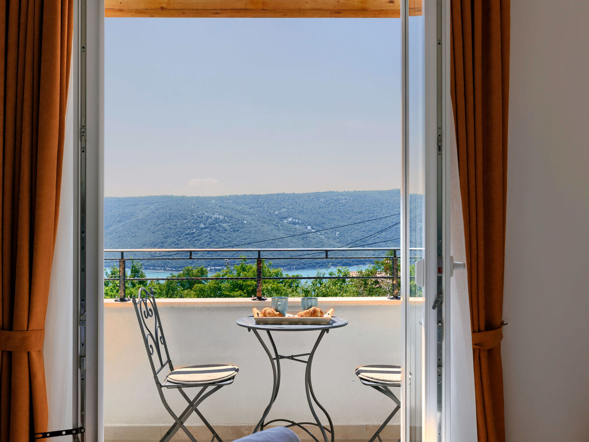 Villa Camellia à Trget : maison 3 étages avec piscine privée - Photo 29