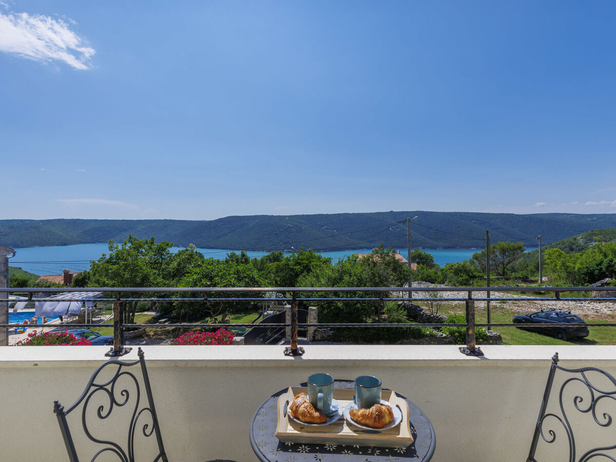 Villa Camellia à Trget : maison 3 étages avec piscine privée - Photo 30