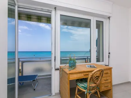 Massimo Beach House – appartement vue mer à 20 m de la plage : photo 21