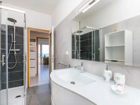 Massimo Beach House – appartement vue mer à 20 m de la plage : photo 34