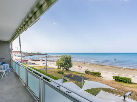 Massimo Beach House – appartement vue mer à 20 m de la plage : photo 37