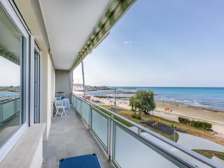 Massimo Beach House – appartement vue mer à 20 m de la plage : photo 42