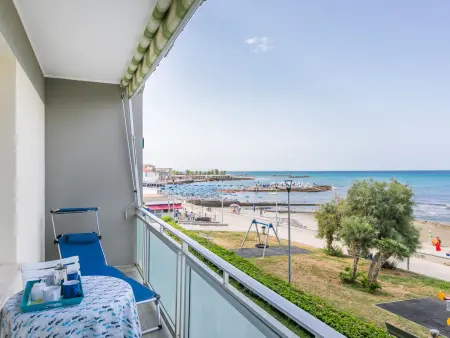 Massimo Beach House – appartement vue mer à 20 m de la plage : photo 43