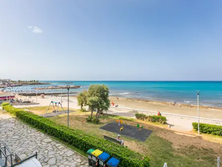 Massimo Beach House – appartement vue mer à 20 m de la plage : photo 45