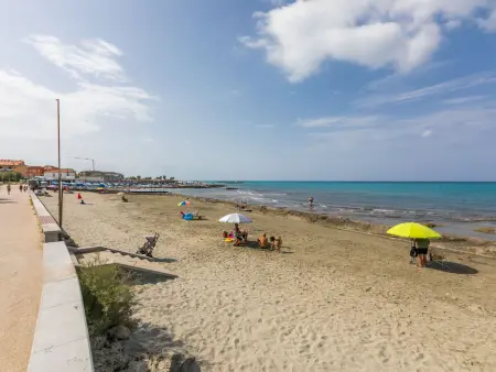 Massimo Beach House – appartement vue mer à 20 m de la plage : photo 46