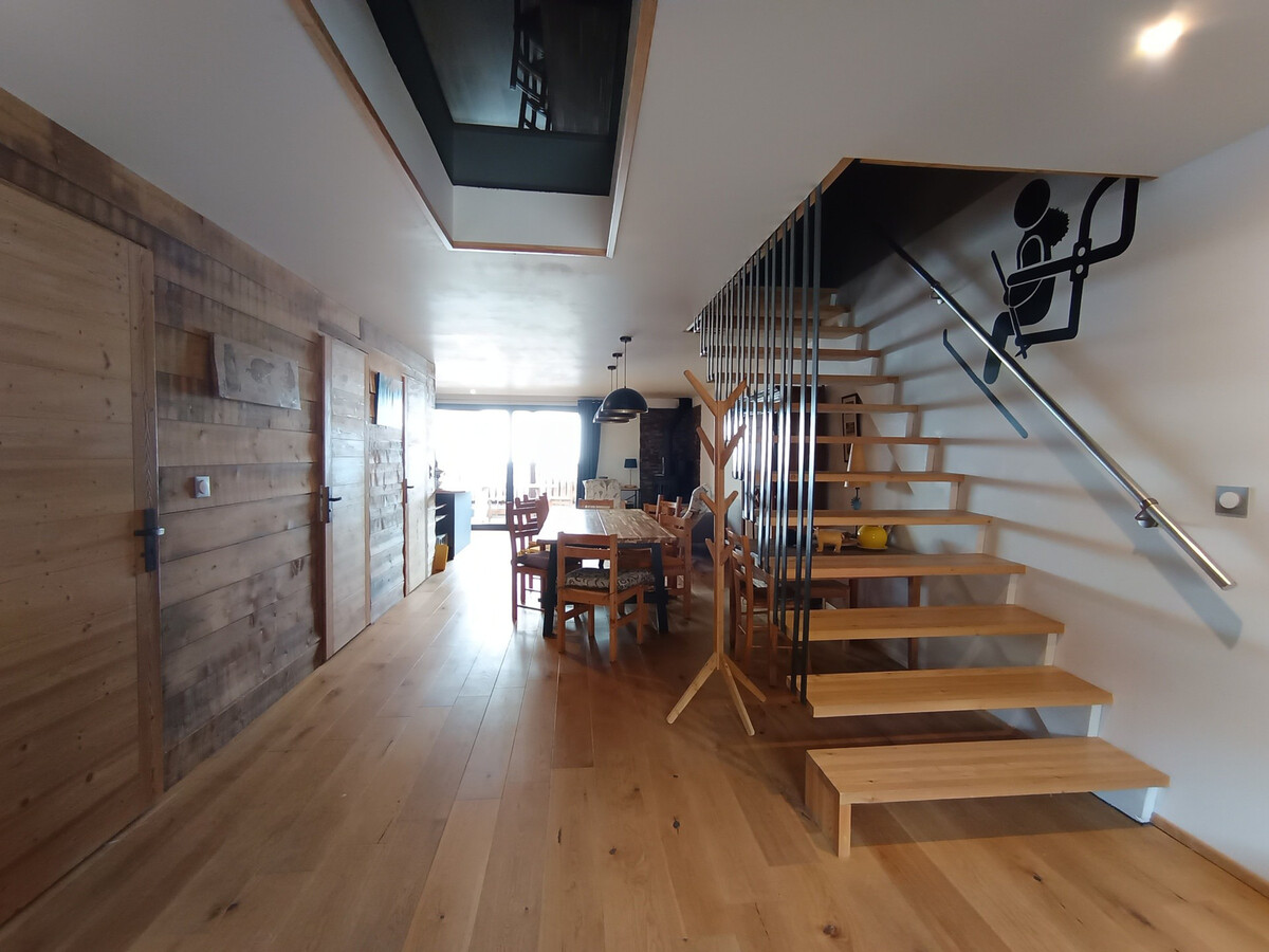 Appartement-Chalet 125m² à 50m des pistes, Montgenèvre - Photo 2