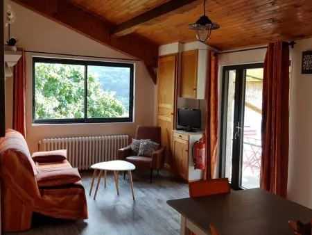 Gîte le Tilleul, 2 personnes, montagne Bourbonnaise : photo 5