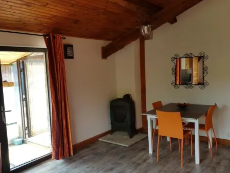 Gîte le Tilleul, 2 personnes, montagne Bourbonnaise : photo 8