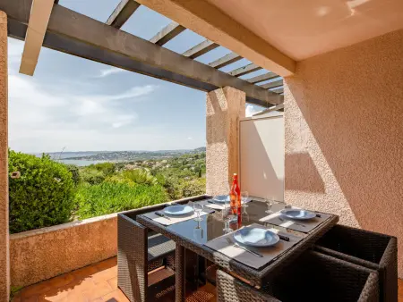 Les Coteaux de la Nartelle, Location Appartement 4 personnes à Sainte Maxime - Photo 2
