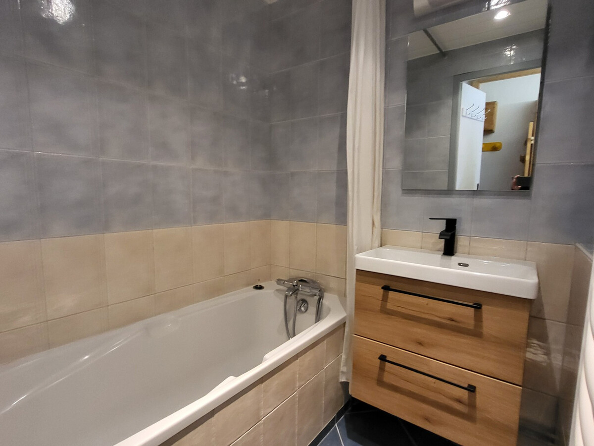 Studio 27 m² sud/ouest Tignes, 4 pers, balcon montagne - Photo 8