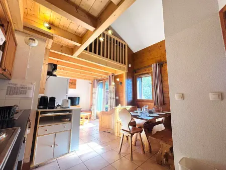 Location appartement à Samoëns, Appartement en duplex avec piscine à Samoëns