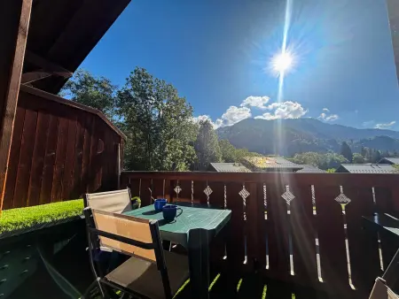 Duplex avec piscine et vue cascade à Samoëns : photo 13