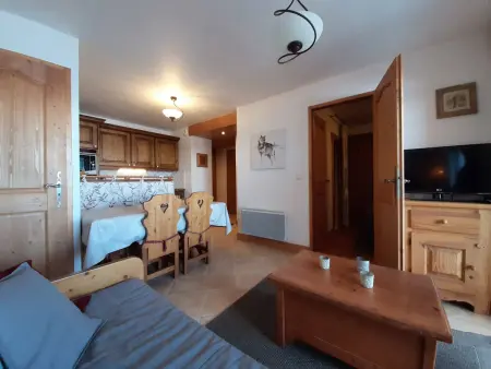 Appartement calme avec balcon, accès direct aux pistes - Photo 2