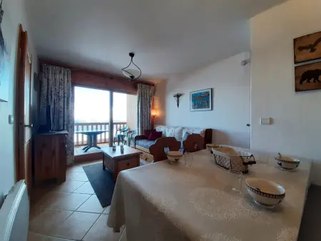 Appartement calme avec balcon, accès direct aux pistes - Photo 9