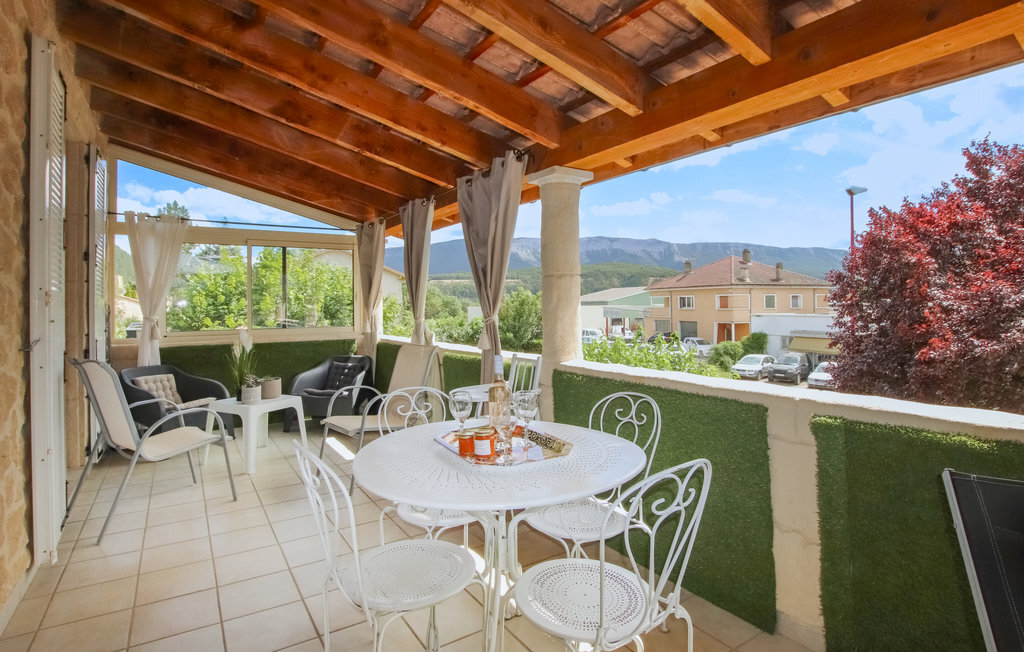 Maison rustique 90 m² avec vue montagnes à Eyguians - Photo 12