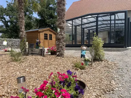 Gîte ancien bergerie, piscine couverte chauffée toute l'année : photo 3