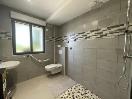 Gîte ancien bergerie, piscine couverte chauffée toute l'année : photo 13
