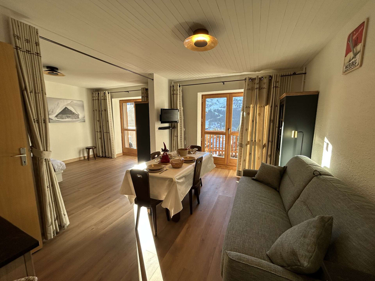 Studio 4 pers. Méribel, 100m pistes, balcon ouest - Photo 1