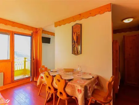 Appartement 26 m² rénové, balcon sud, cœur de Val Thorens : photo 3
