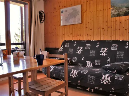 Location appartement à Risoul, Studio coin montagne 4 pers, pied de pistes à Risoul