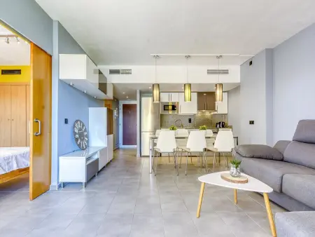 Appartement Cap Blanc à Roses, 2 chambres, piscine : photo 4