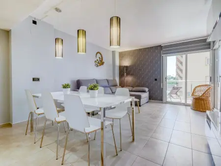 Appartement Cap Blanc à Roses, 2 chambres, piscine : photo 8