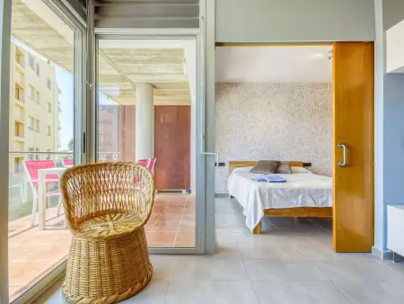 Appartement Cap Blanc à Roses, 2 chambres, piscine : photo 12