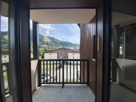 Studio 4 pers aux Carroz, balcon sud à 450 m des pistes : photo 8